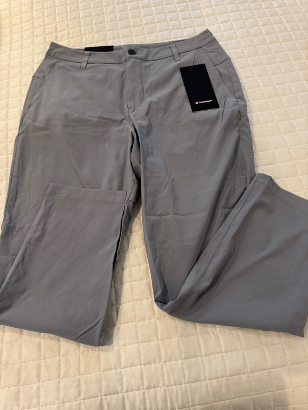 lululemon athletica Men’s Gray Classic tapered golf pants 27"